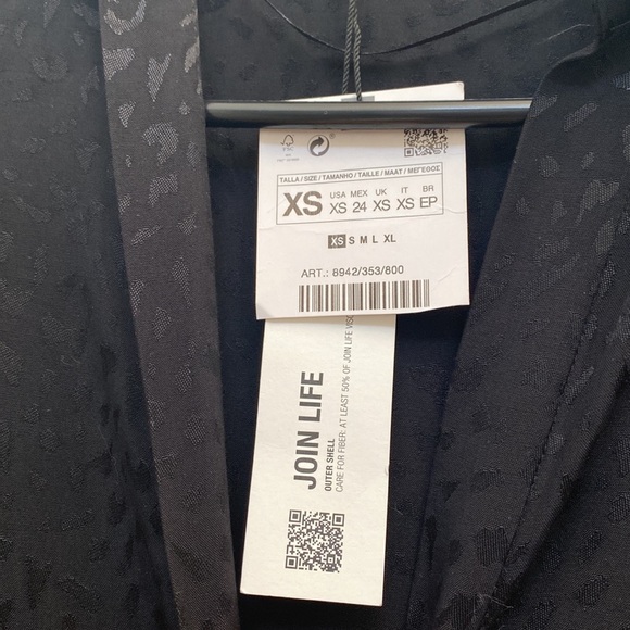 ❗️SOLD❗️Zara Shoulder Pad Dress Size XS - Picture 8 of 11